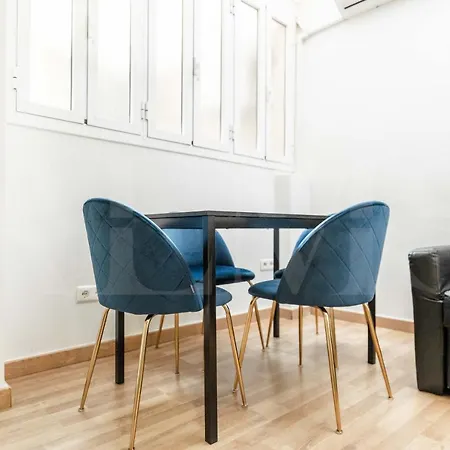 Modern Gem In Heart Of Malaga, Near Sights Rems Apartment *