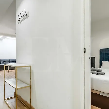 Modern Gem In Heart Of Malaga, Near Sights Rems * Malaga